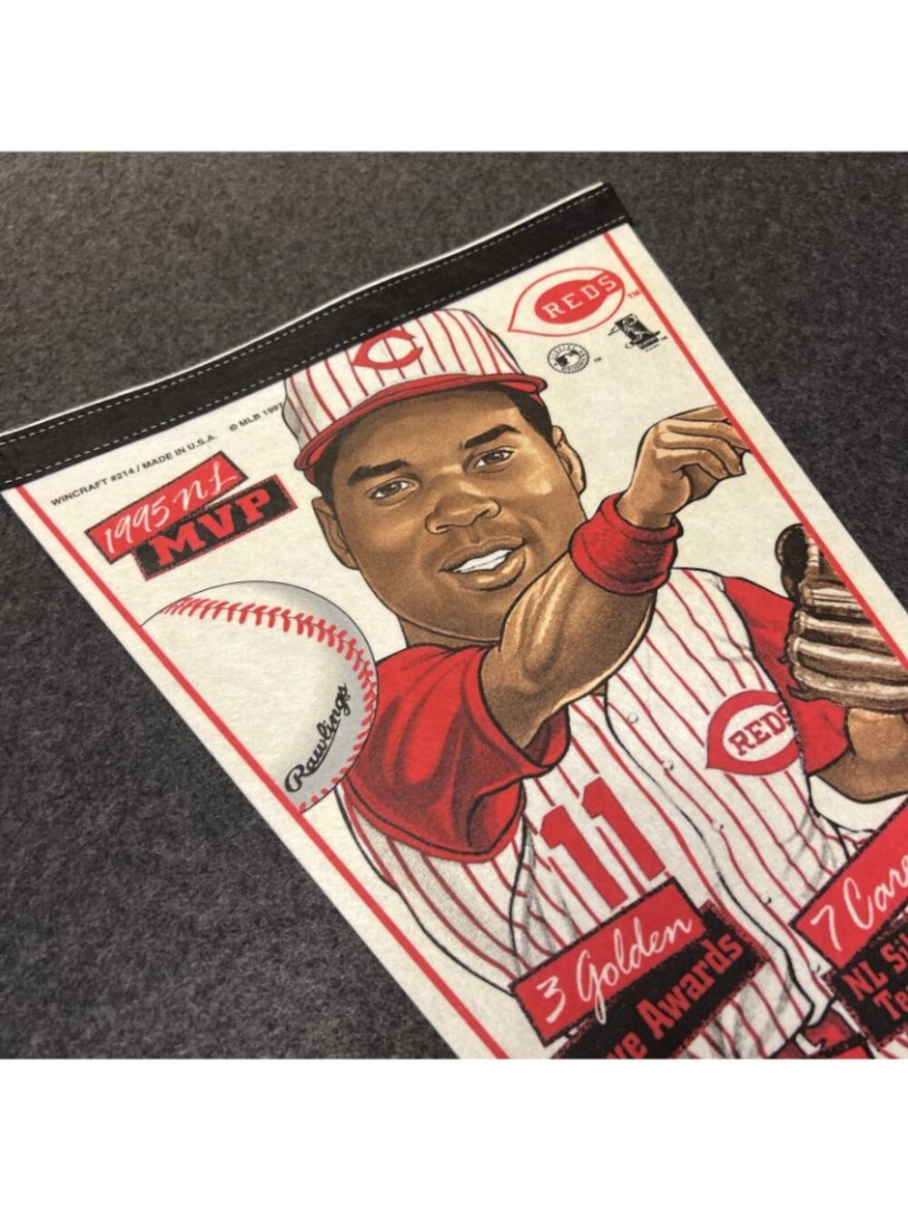 Barry Larkin Cincinnatti Reds Wincraft 1997 Large Fabric Pennant 30x12 Baseball - Picture 2 of 10
